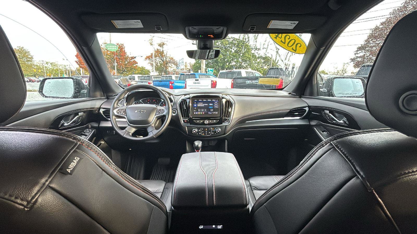 Used 2024 Chevrolet Traverse RS image 24
