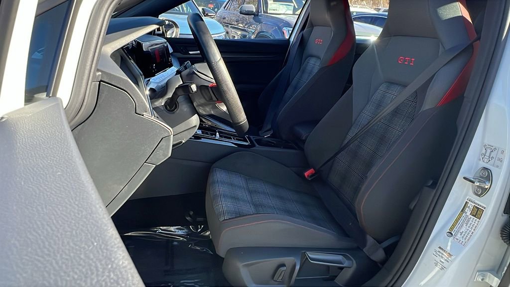 Certified 2024 Volkswagen GTI S image 18