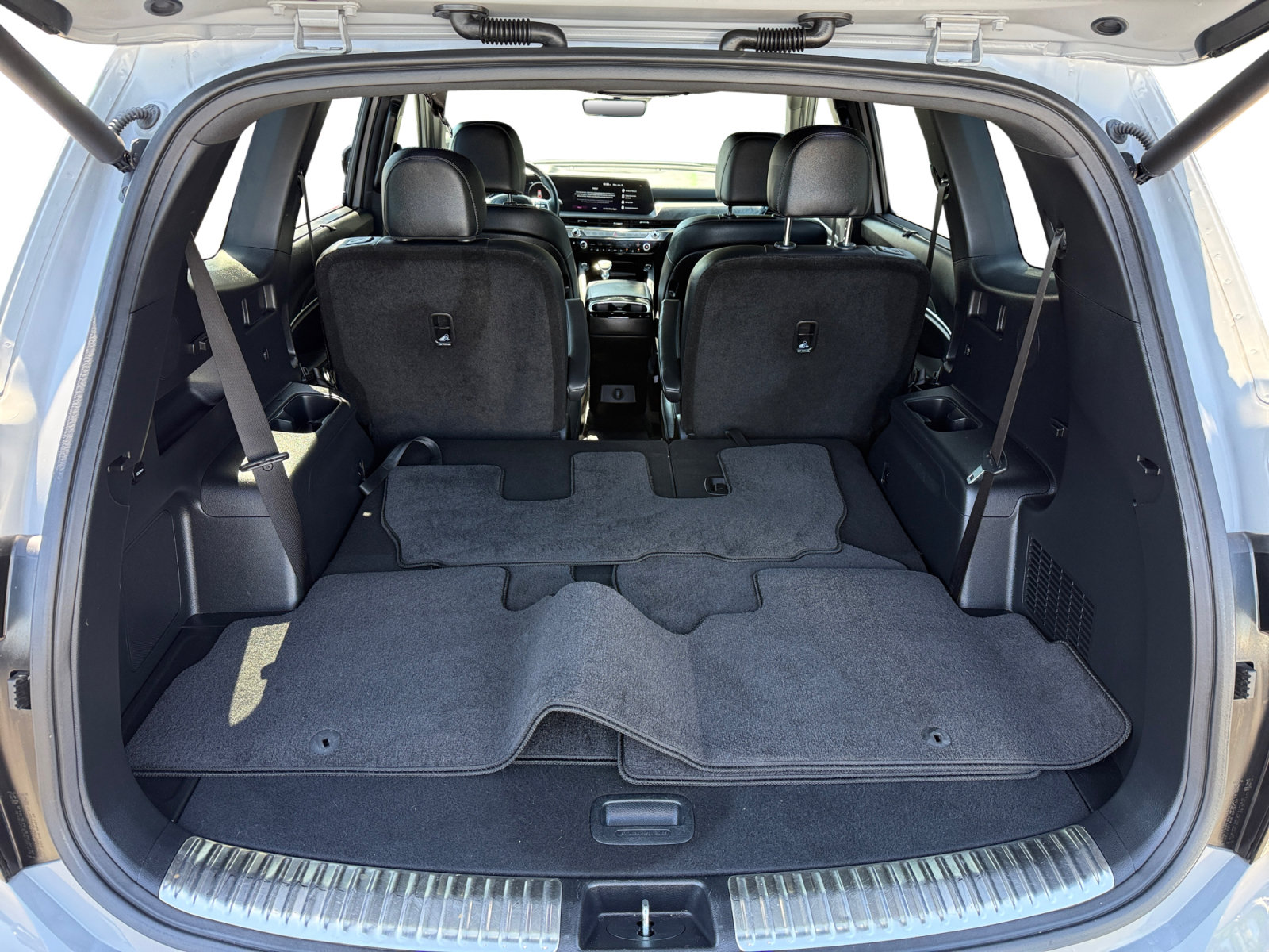 Used 2025 Kia Telluride SX X-Line AWD/4WD image 17