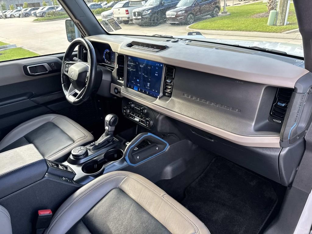 Used 2024 Ford Bronco Wildtrak AWD/4WD image 16