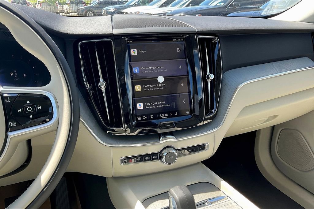 New 2025 Volvo XC60 B5 Plus w/ Protection Package Premier image 18