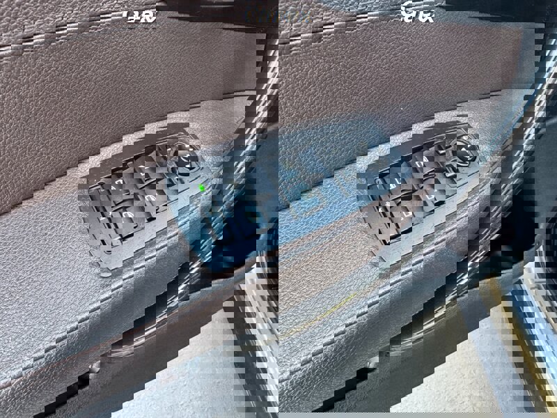 Used 2007 BMW X3 3.0si image 28