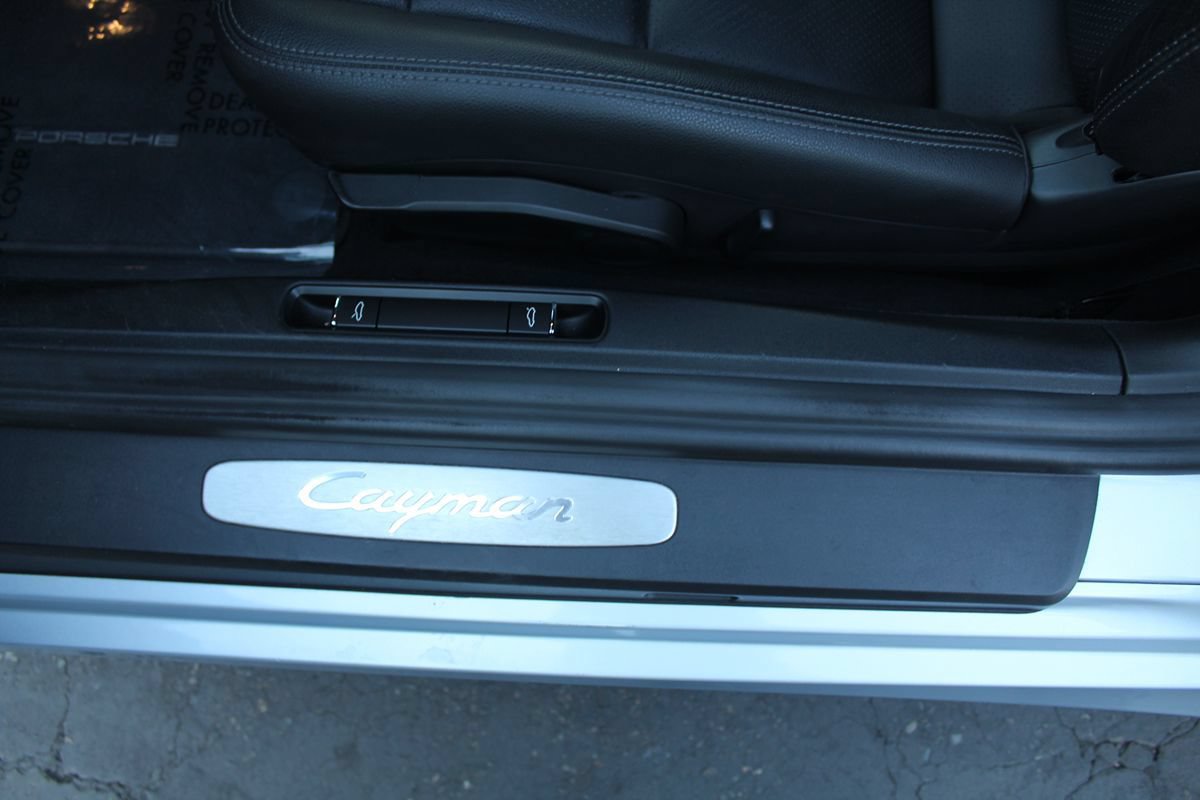 Used 2014 Porsche Cayman RWD image 21
