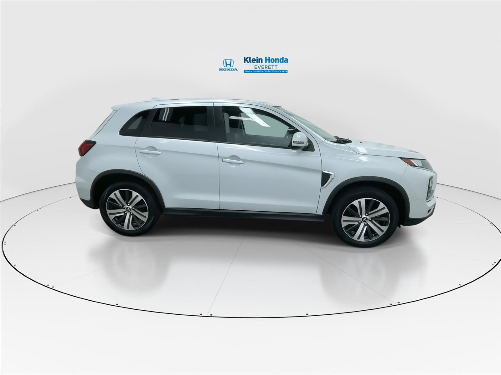 Used 2024 Mitsubishi Outlander Sport SE image 3