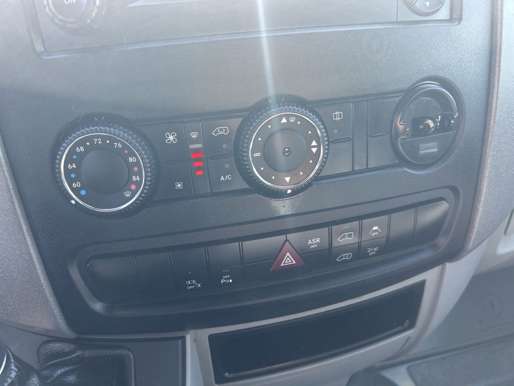 Used 2017 Mercedes-Benz Sprinter 3500 image 18
