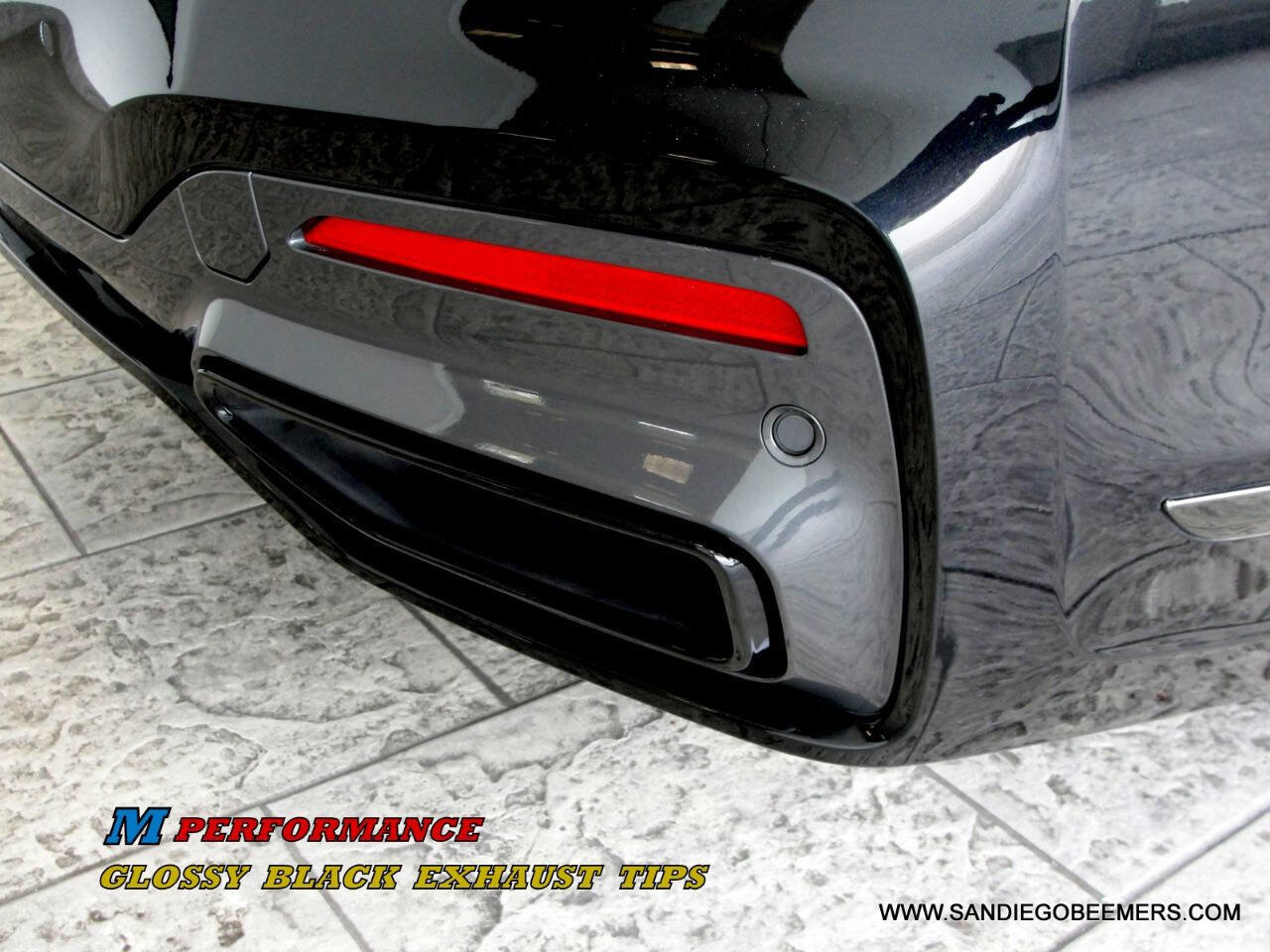 Used 2022 BMW 740i w/ M Sport Package image 9