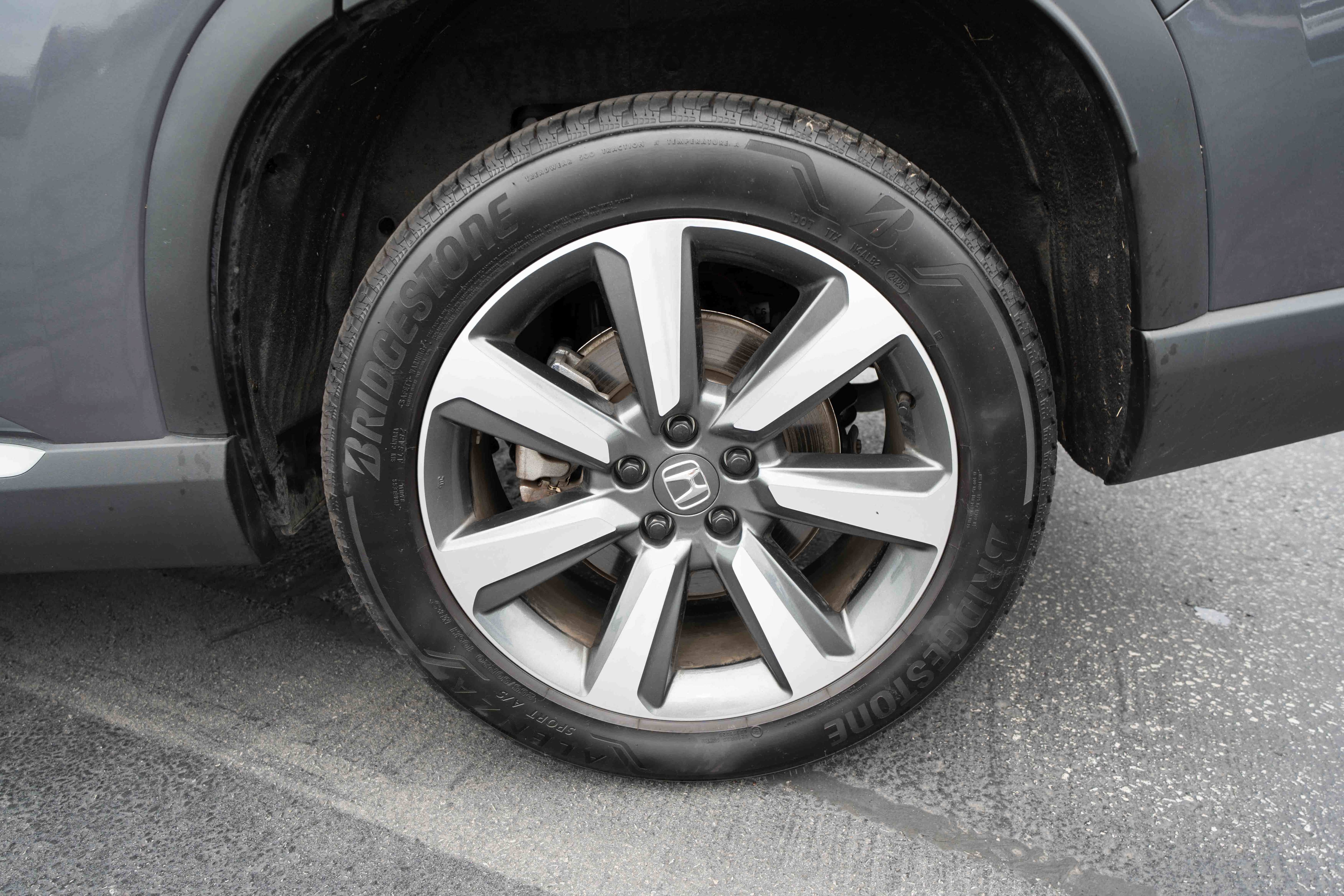 Used 2025 Honda Pilot Elite image 30