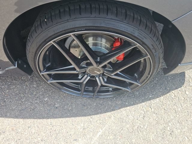 Used 2013 Acura ILX w/ Technology Package FWD image 22
