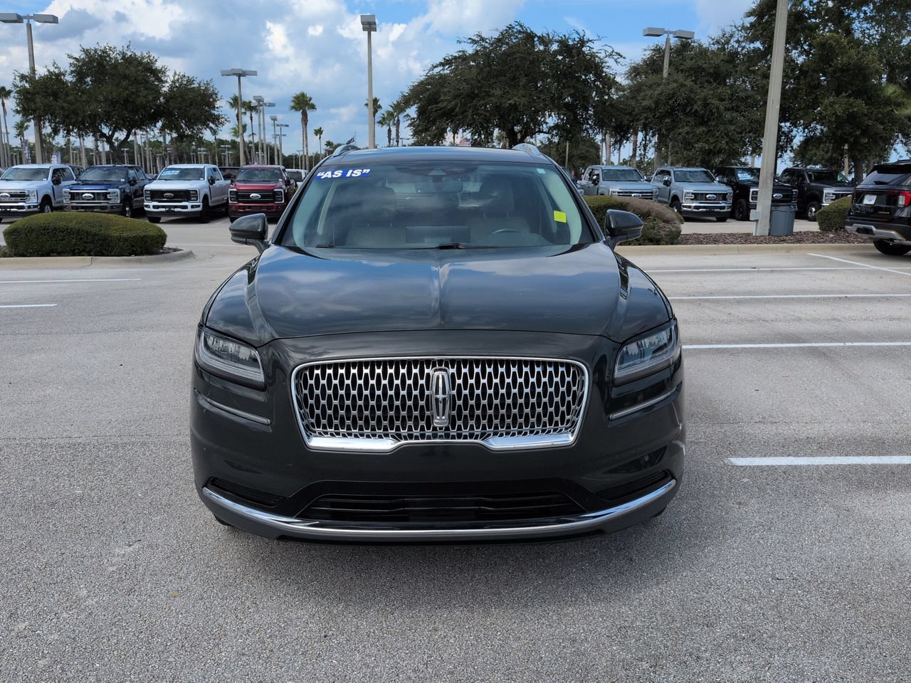Used 2022 Lincoln Nautilus FWD w/ Premium Package image 9