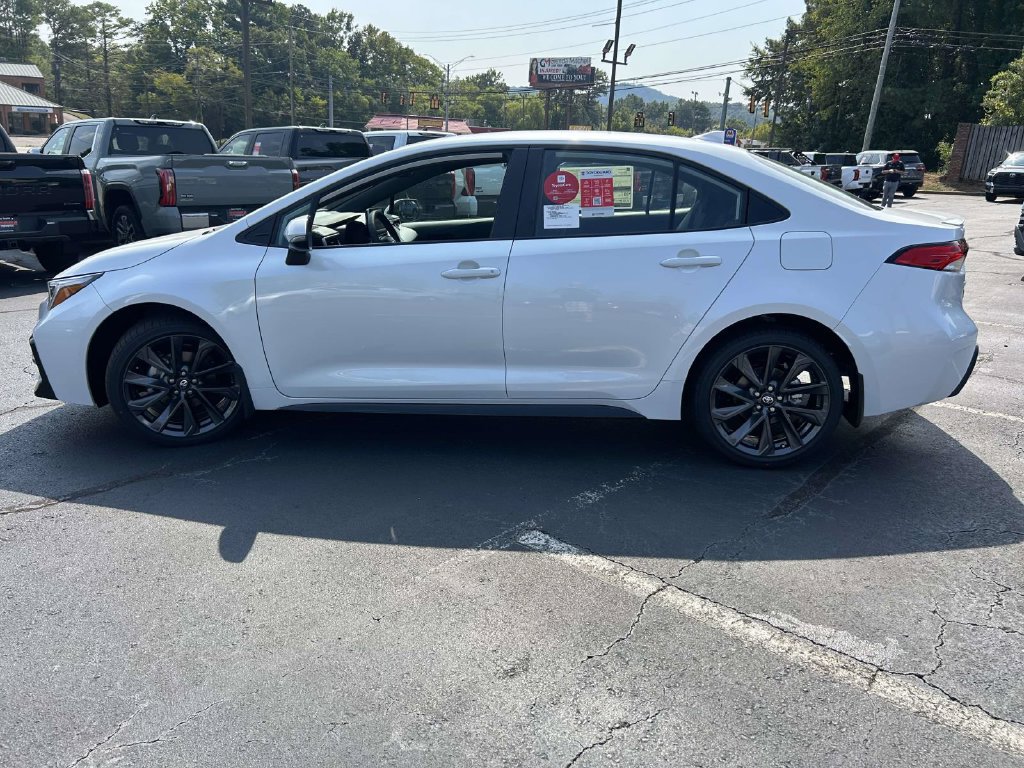 New 2027 Toyota Corolla SE FWD image 6