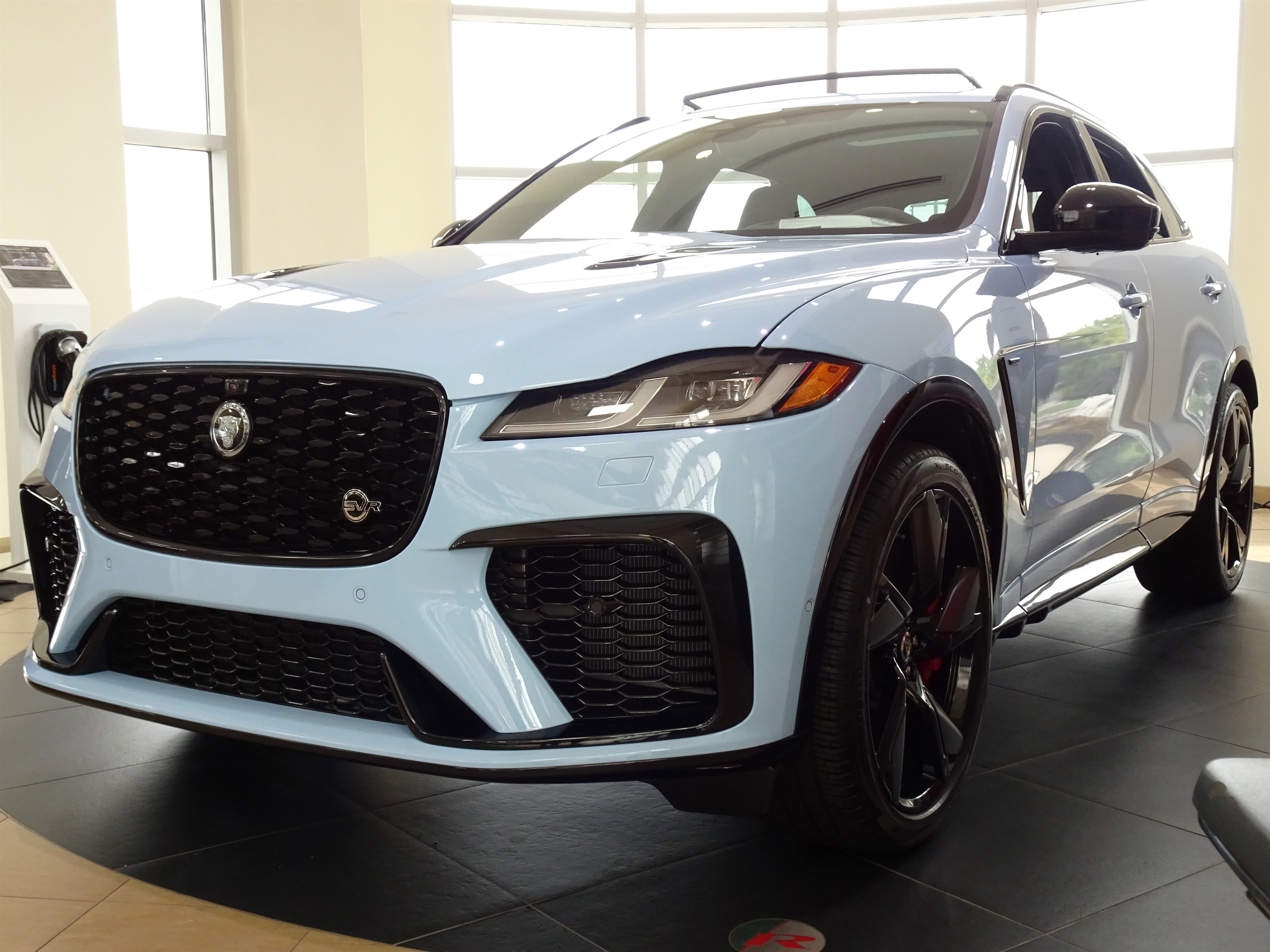 New 2026 Jaguar F-PACE SVR 575 Edition image 1
