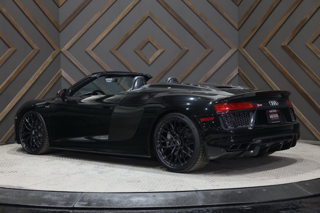 Used 2018 Audi R8 V10 plus image 2