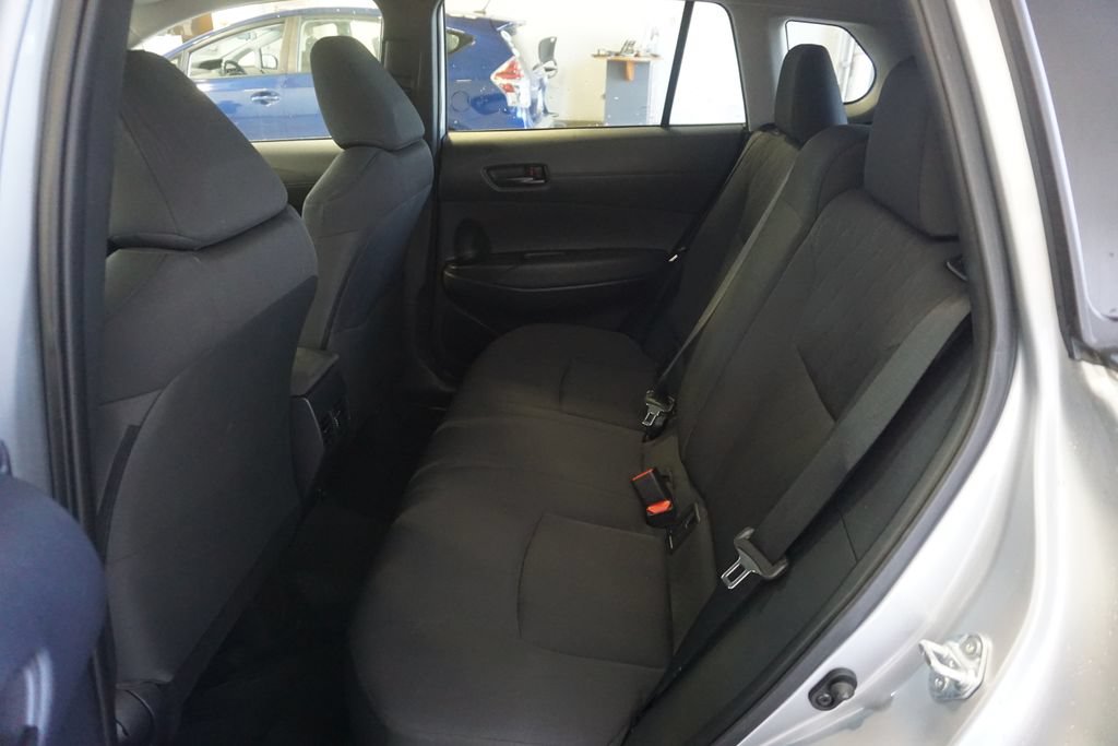 Certified 2025 Toyota Corolla Cross LE FWD image 17
