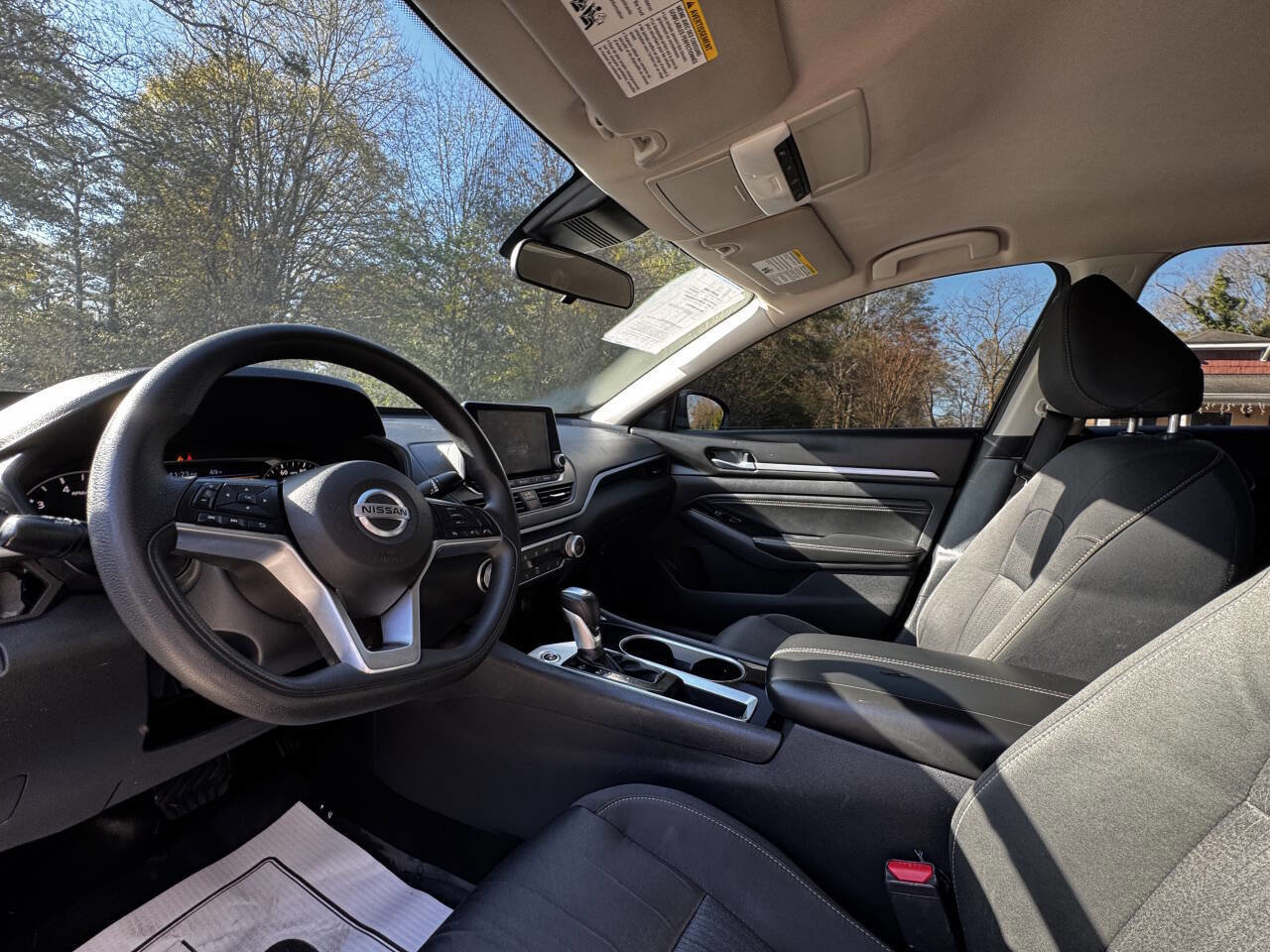 Used 2021 Nissan Altima 2.5 SV image 9