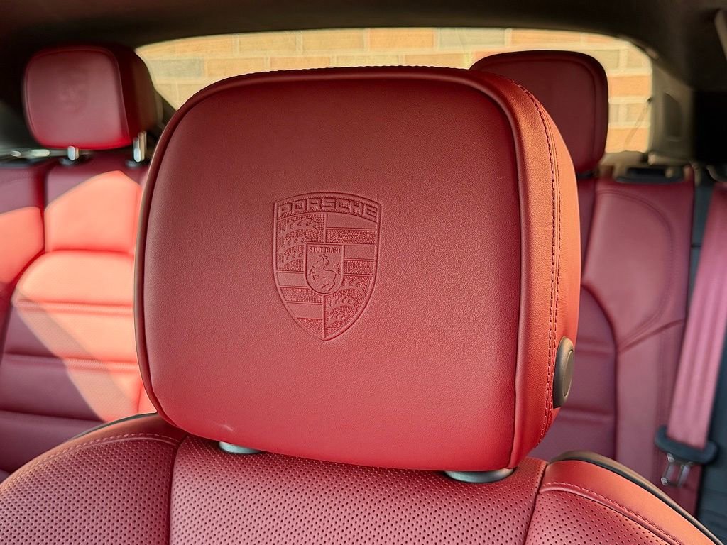 New 2026 Porsche Macan GTS image 18