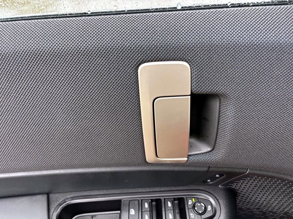 Certified 2025 MINI Cooper Countryman S image 12