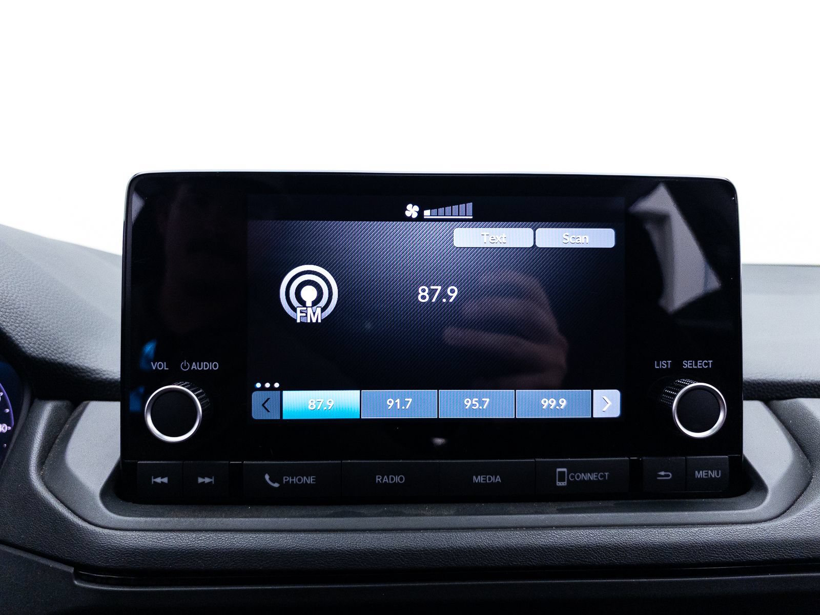 Used 2023 Honda Accord EX image 21
