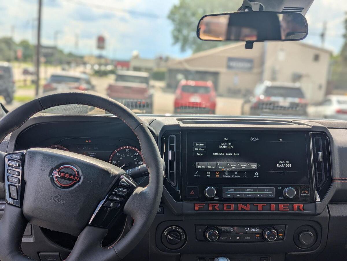 New 2026 Nissan Frontier PRO-4X w/ Tow Package AWD/4WD image 17
