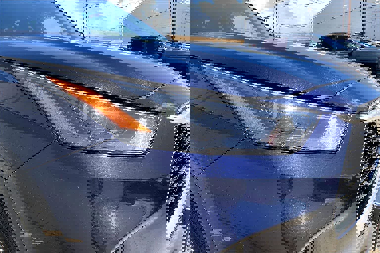 Used 2023 Toyota Highlander L image 31