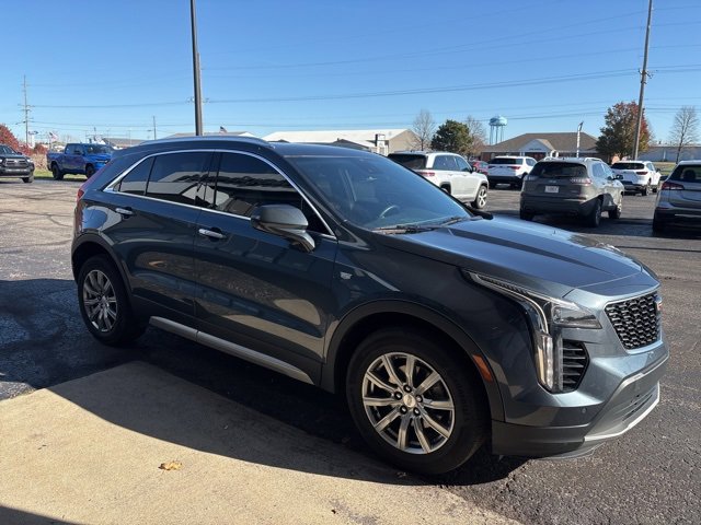 Used 2019 Cadillac XT4 Premium Luxury w/ Cold Weather Package image 8