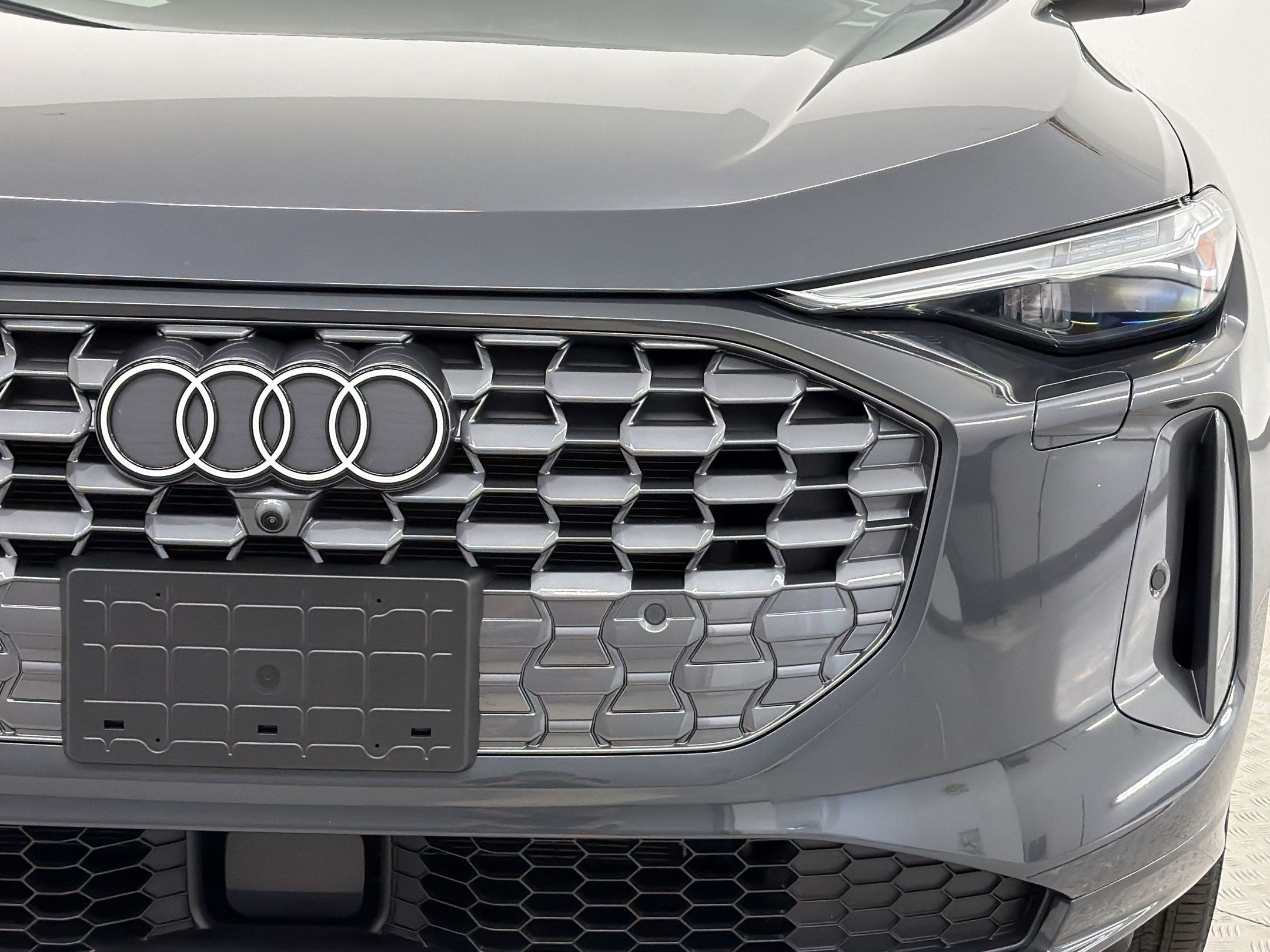 Used 2025 Audi Q5 Premium Plus w/ Premium Plus AWD/4WD image 24