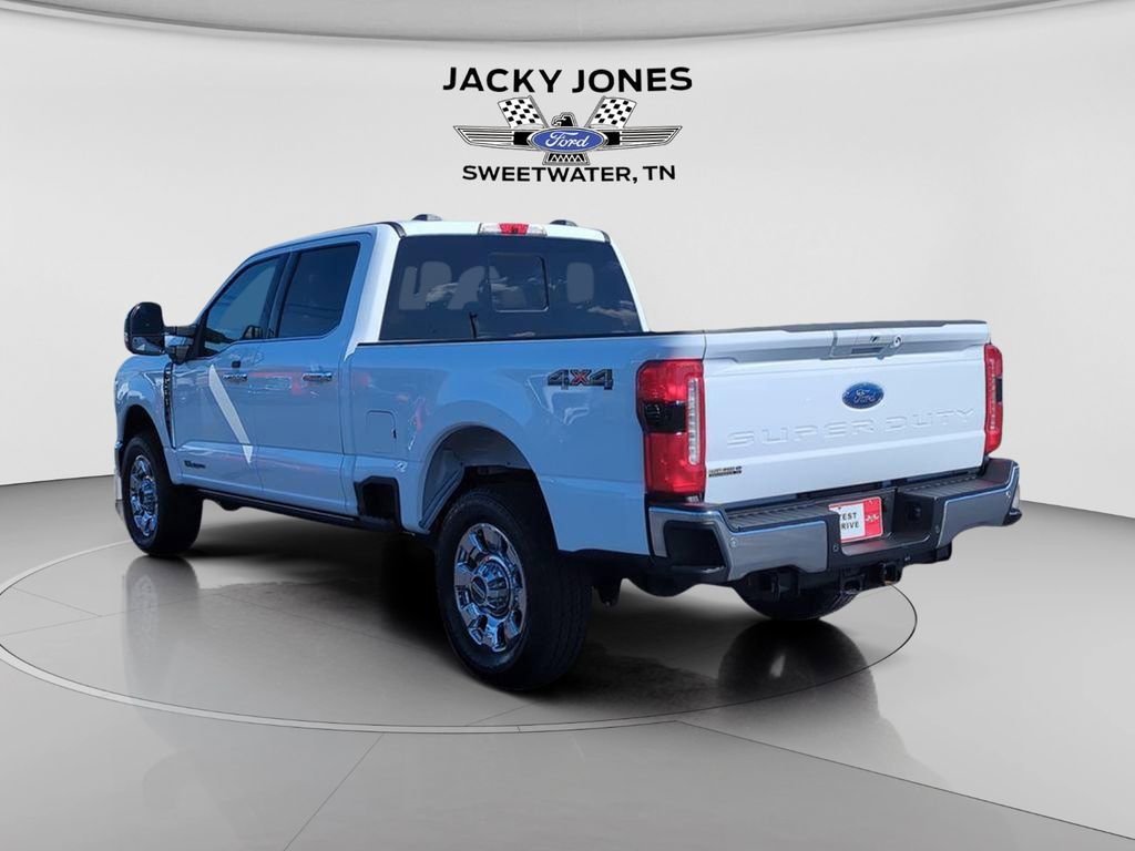 Used 2025 Ford F250 Lariat w/ Lariat Ultimate Package image 3