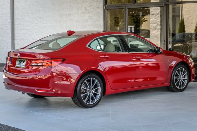 Used 2017 Acura TLX w/ Technology Package FWD image 9