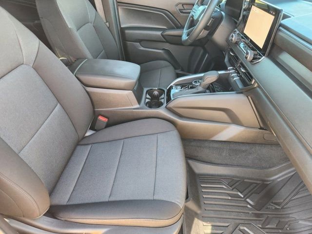 Used 2025 Chevrolet Colorado Trail Boss image 21