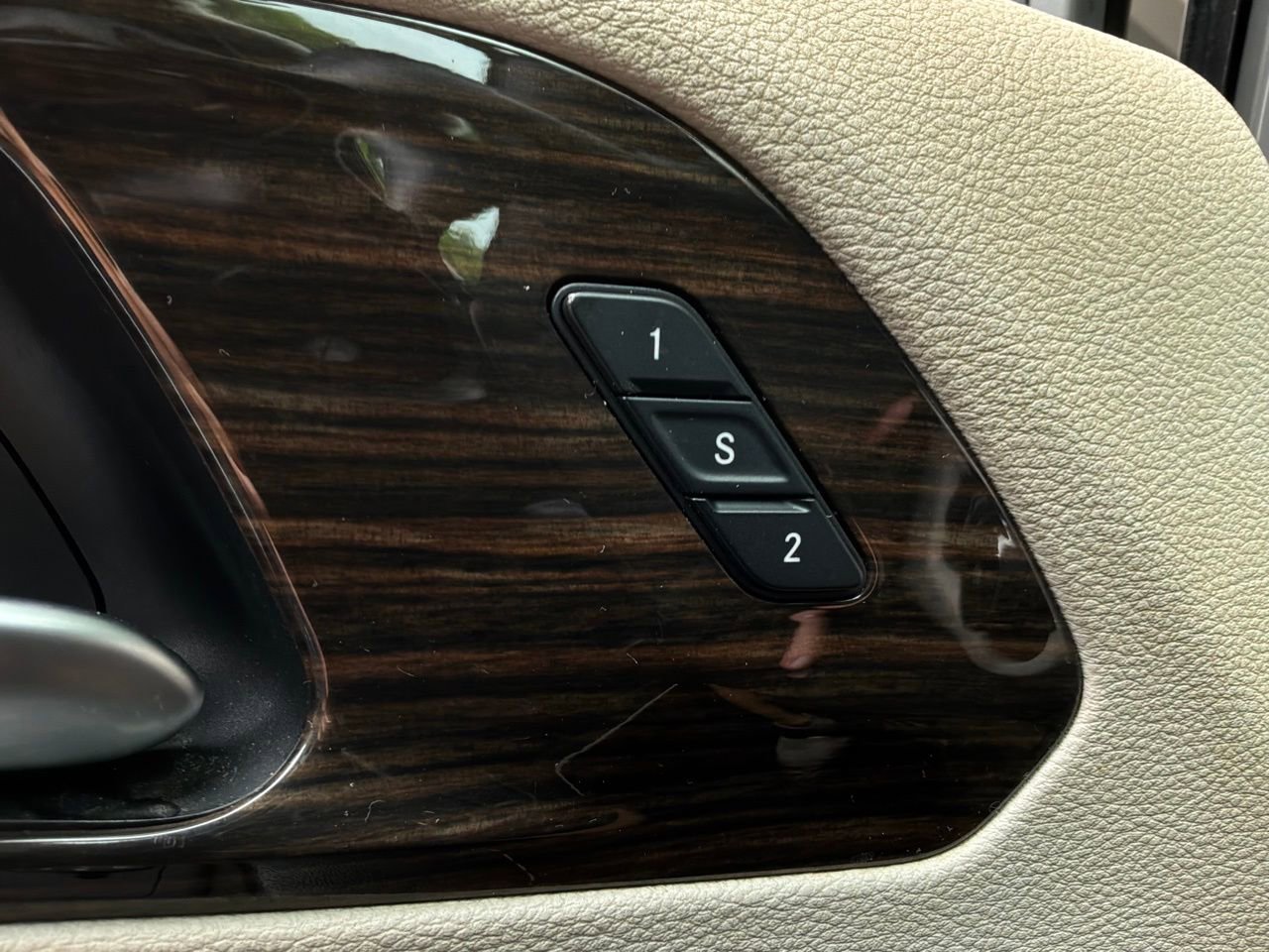 Used 2022 Chrysler Pacifica Limited FWD image 26