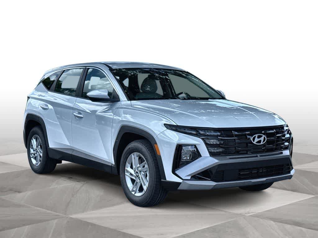 New 2026 Hyundai Tucson SE FWD image 2