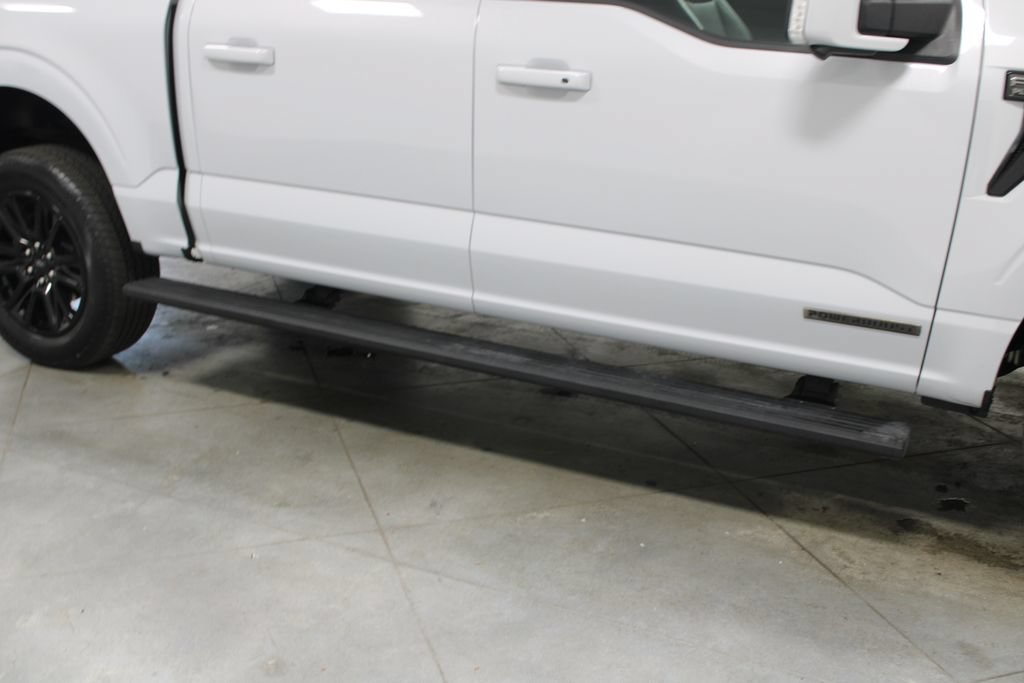 Used 2025 Ford F150 Platinum AWD/4WD image 13