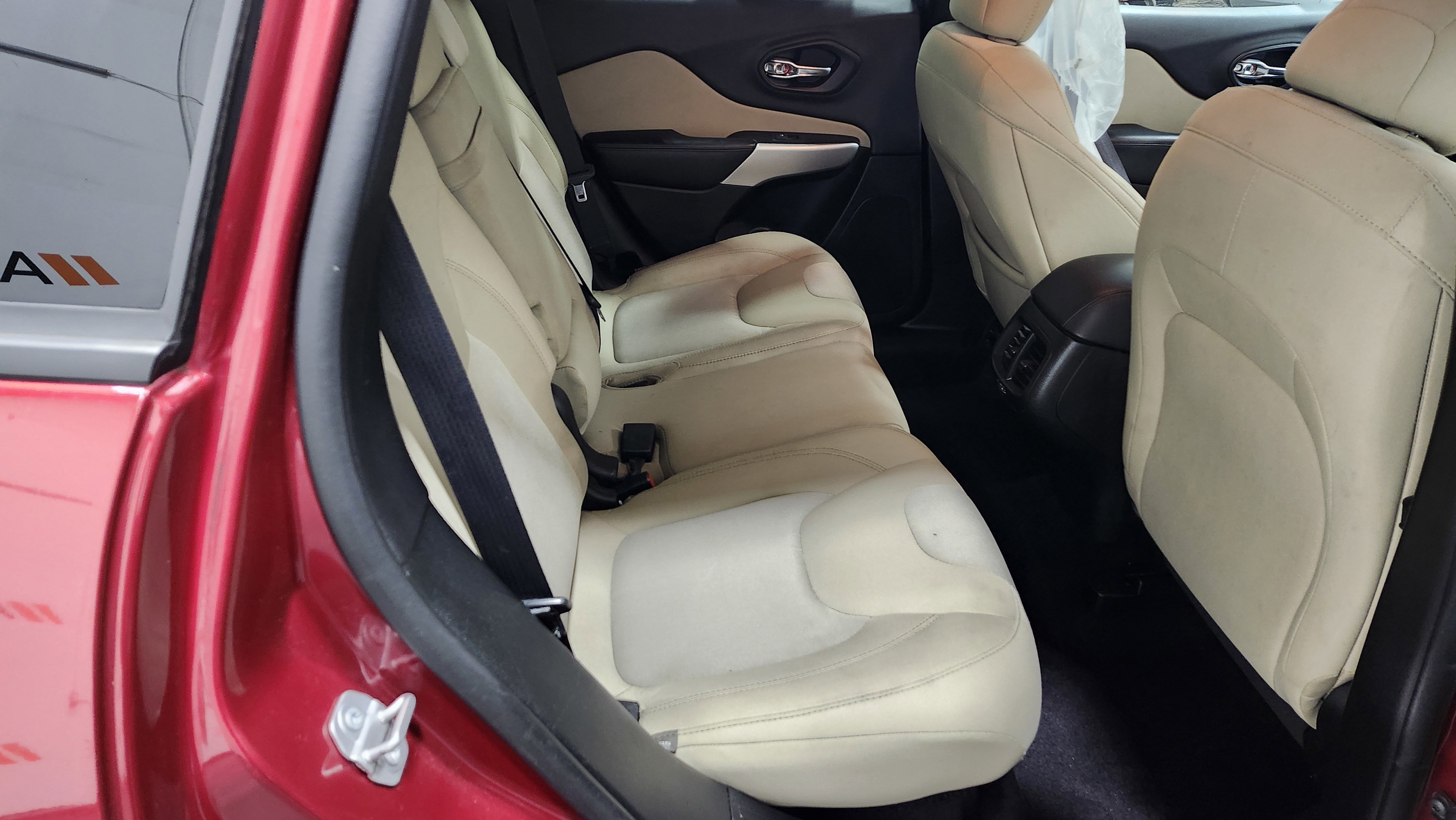 Used 2017 Jeep Cherokee Sport w/ Safety Group image 16