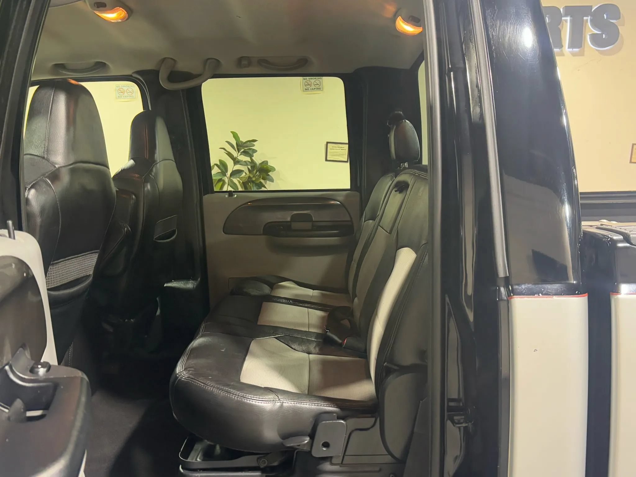 Used 2004 Ford F250 XLT AWD/4WD image 13