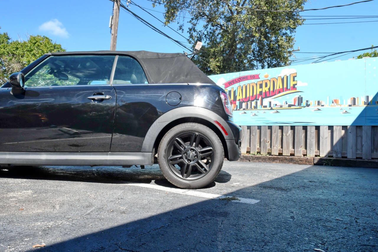 Used 2015 MINI Cooper S FWD image 8