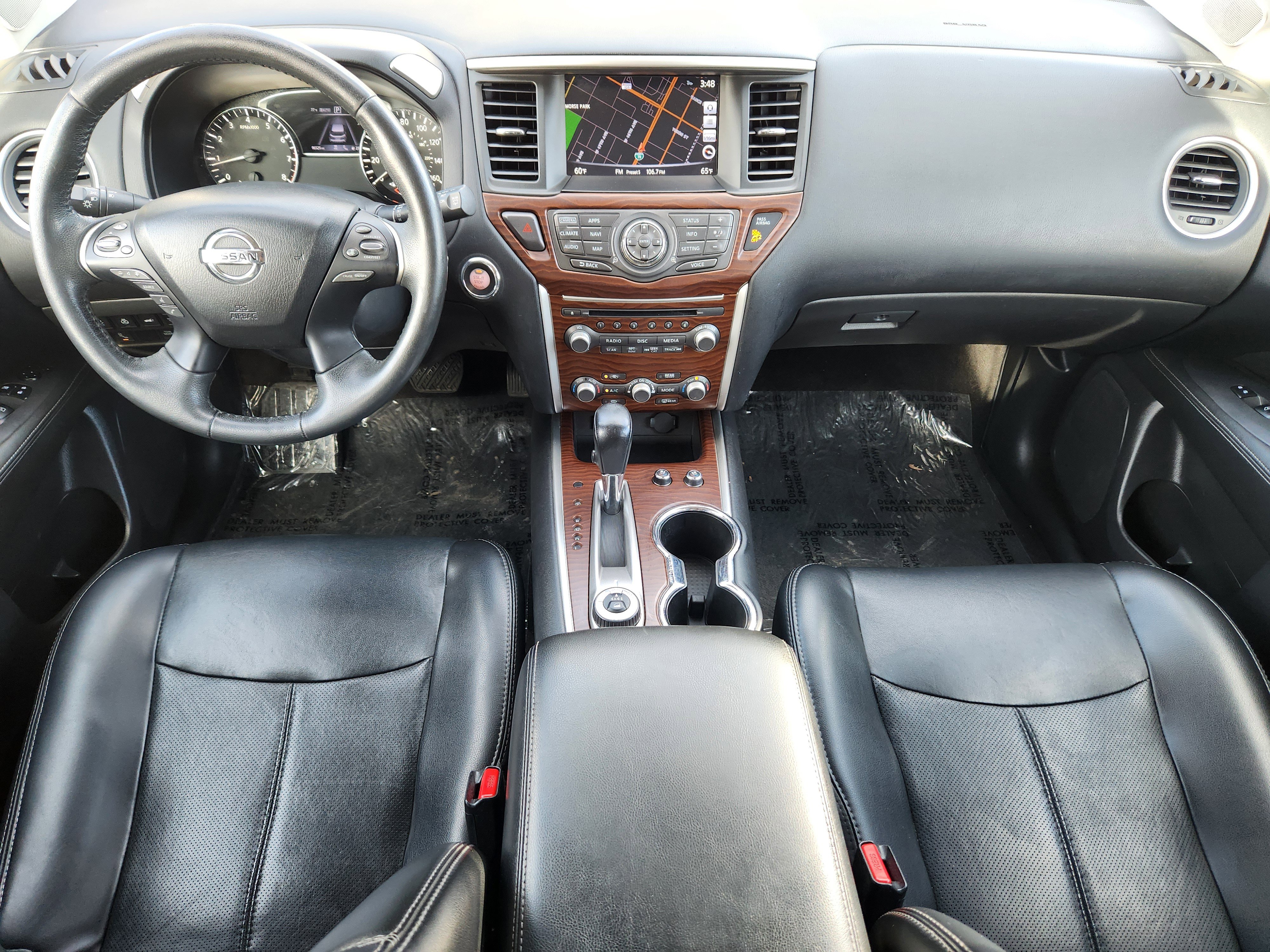 Used 2017 Nissan Pathfinder Platinum image 18