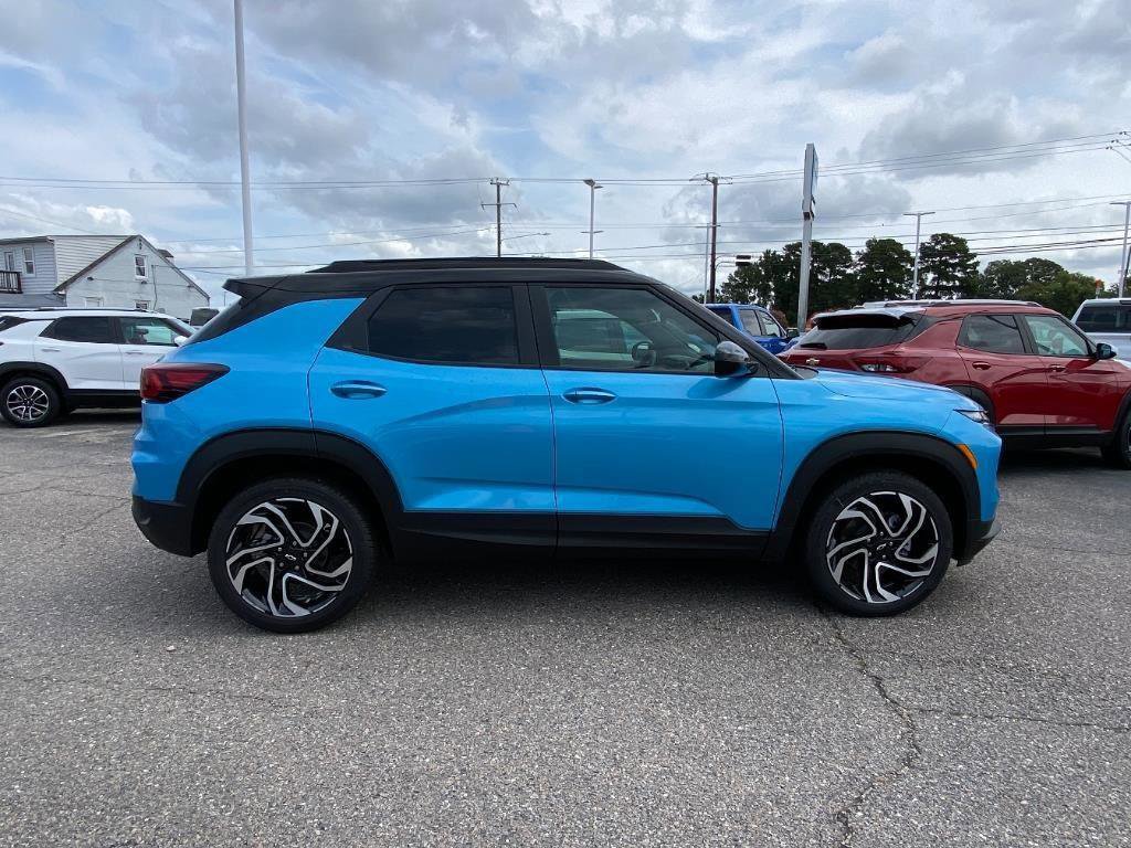 New 2026 Chevrolet TrailBlazer RS w/ Convenience Package image 2