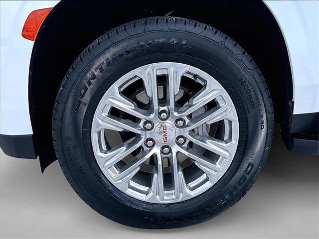 Used 2023 GMC Yukon SLT w/ SLT Premium Package image 10