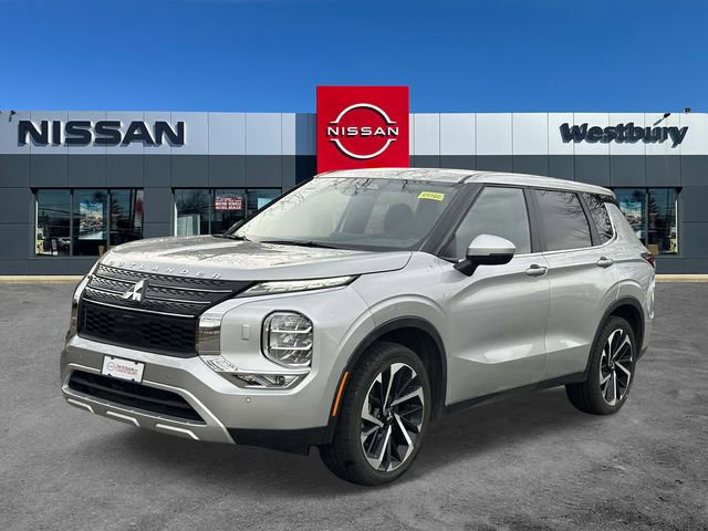 Used 2024 Mitsubishi Outlander AWD image 8