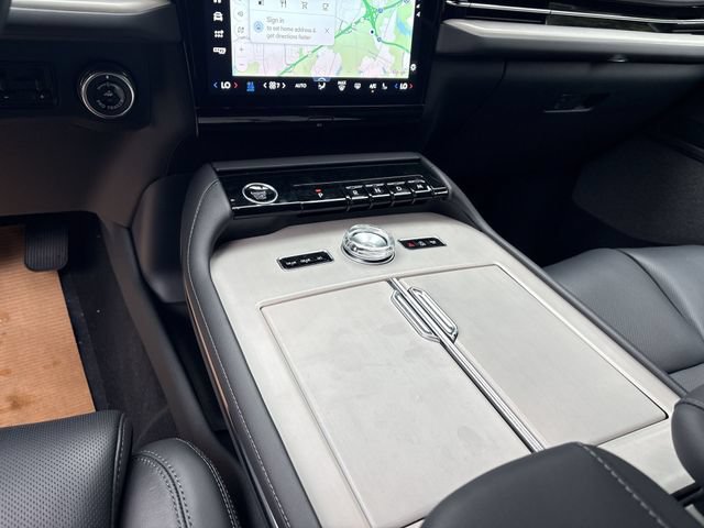 New 2027 Lincoln Navigator L Reserve w/ Jet Appearance Package AWD/4WD image 20