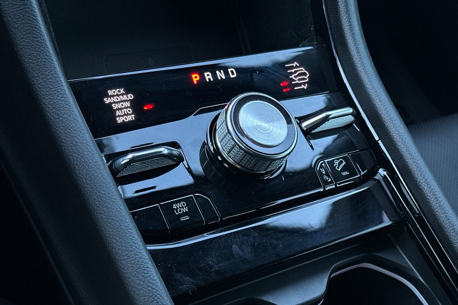 Used 2022 Jeep Grand Cherokee L Overland w/ Advanced Protech Group III image 22