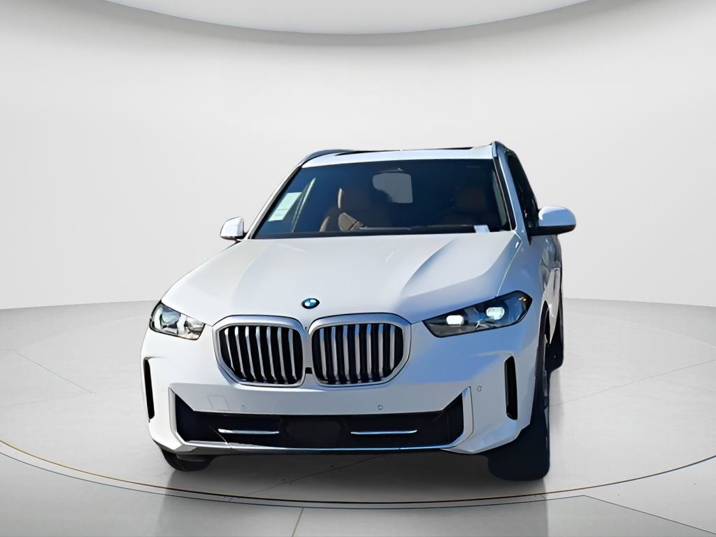 New 2026 BMW X5 xDrive40i w/ Parking Assistance Package image 3