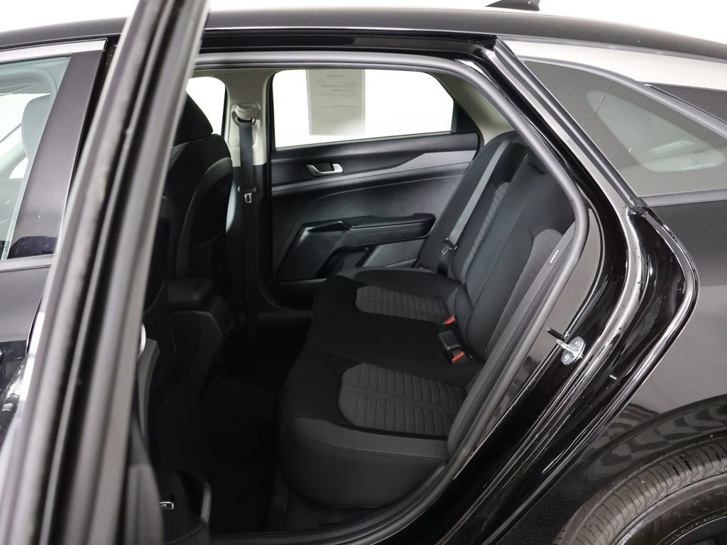 Used 2025 Kia K5 LXS FWD image 30
