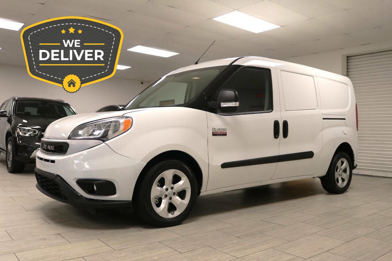 Used 2022 RAM ProMaster City Wagon w/ Lights & Wheels Group image 2