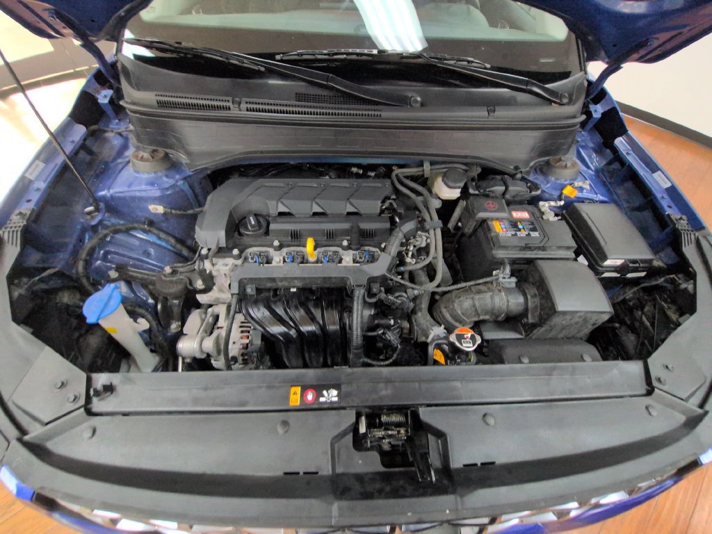 Used 2026 Hyundai Venue SEL FWD image 32