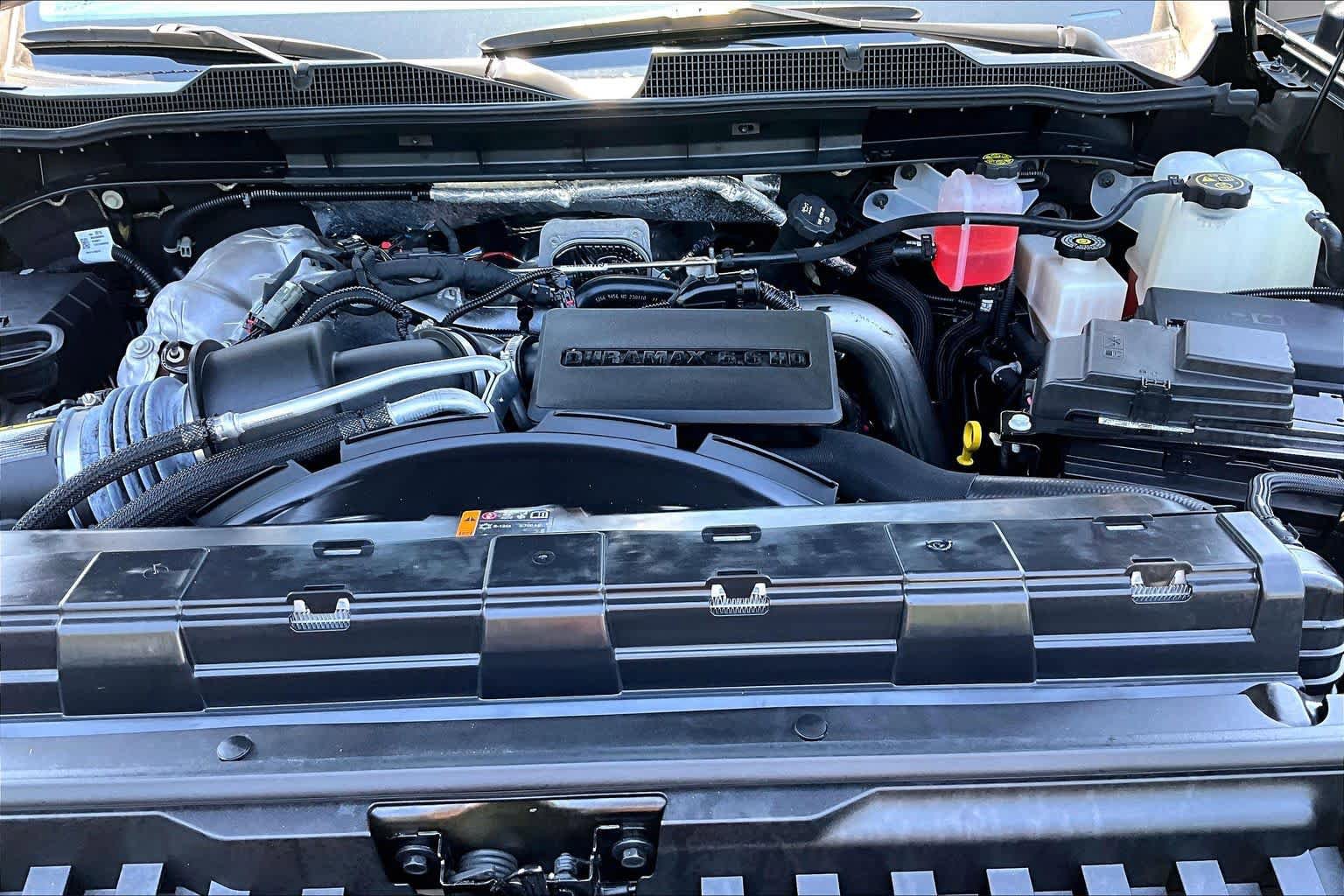 Used 2024 Chevrolet Silverado 2500 LTZ w/ LTZ Plus Package AWD/4WD image 33