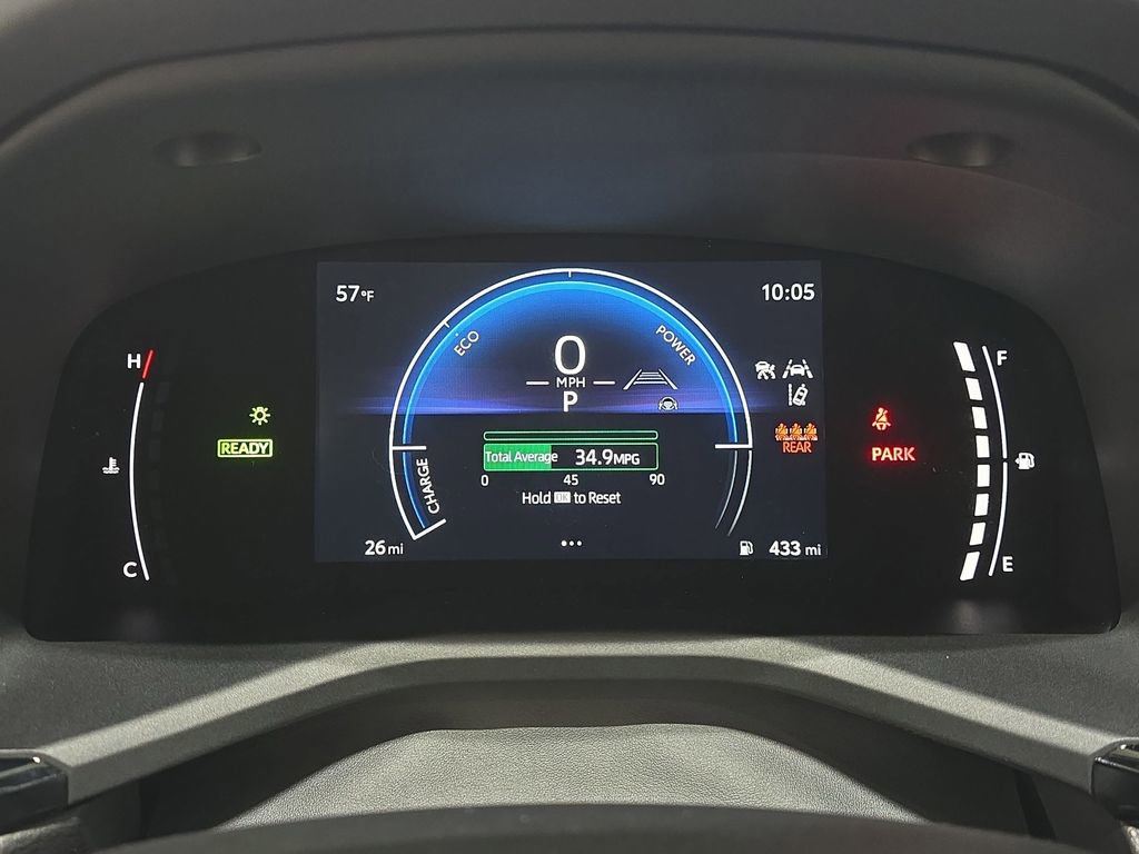 Used 2025 Toyota Camry SE image 19