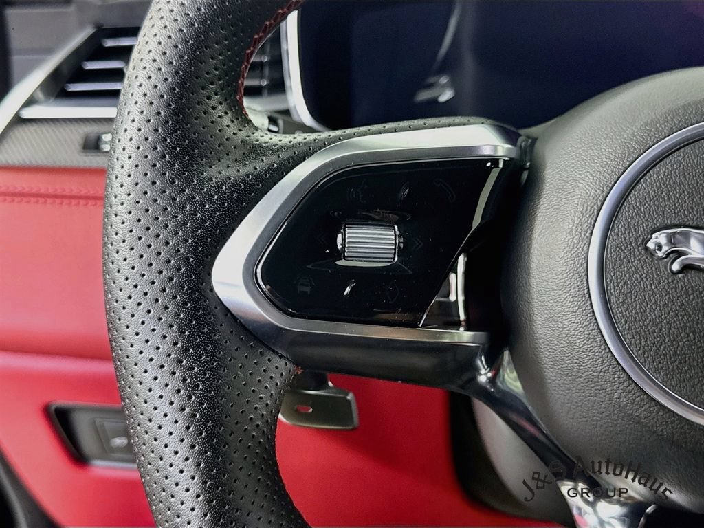Used 2022 Jaguar F-PACE SVR AWD/4WD image 13