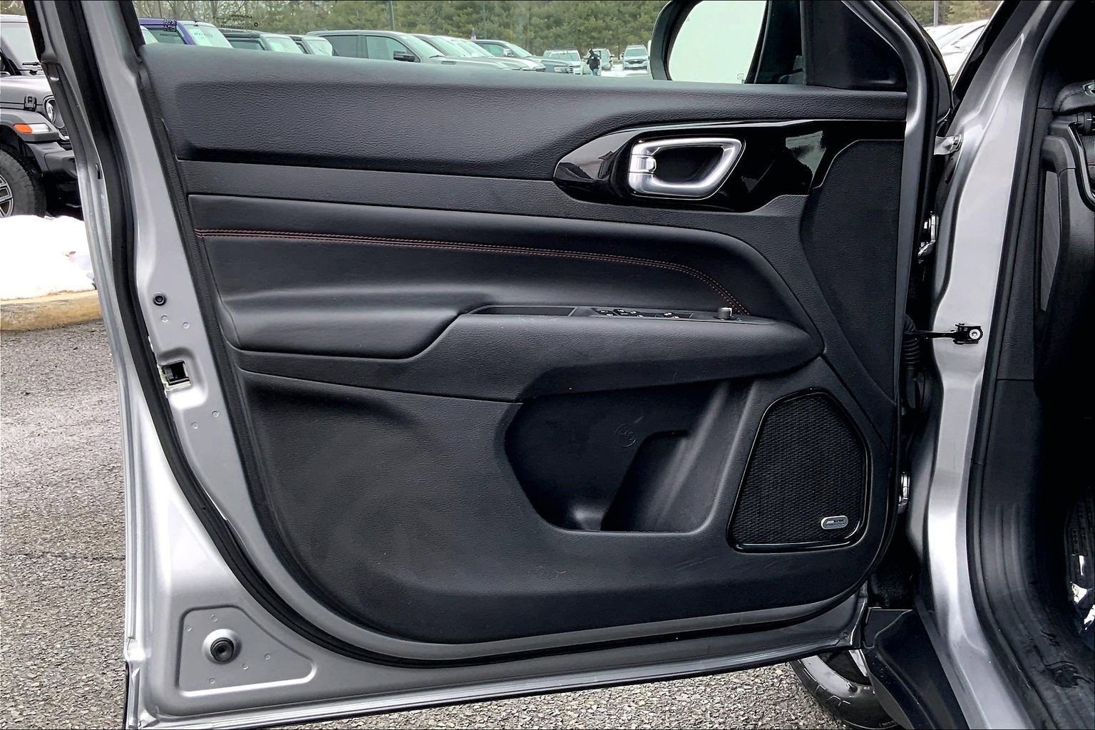 Used 2023 Jeep Compass Trailhawk w/ Sun and Sound Group image 20