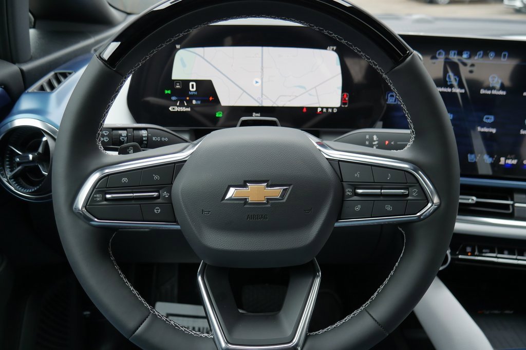 New 2026 Chevrolet Equinox EV LT image 12