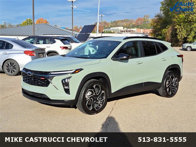 Used 2024 Chevrolet Trax RS